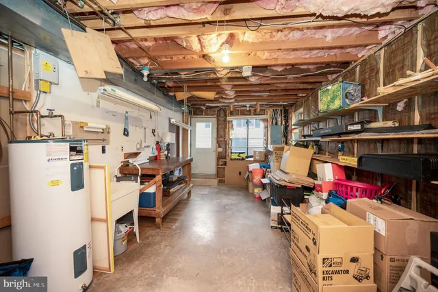 a view of an entrance to house