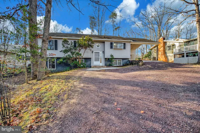 a view of outdoor space with garden and entertaining space