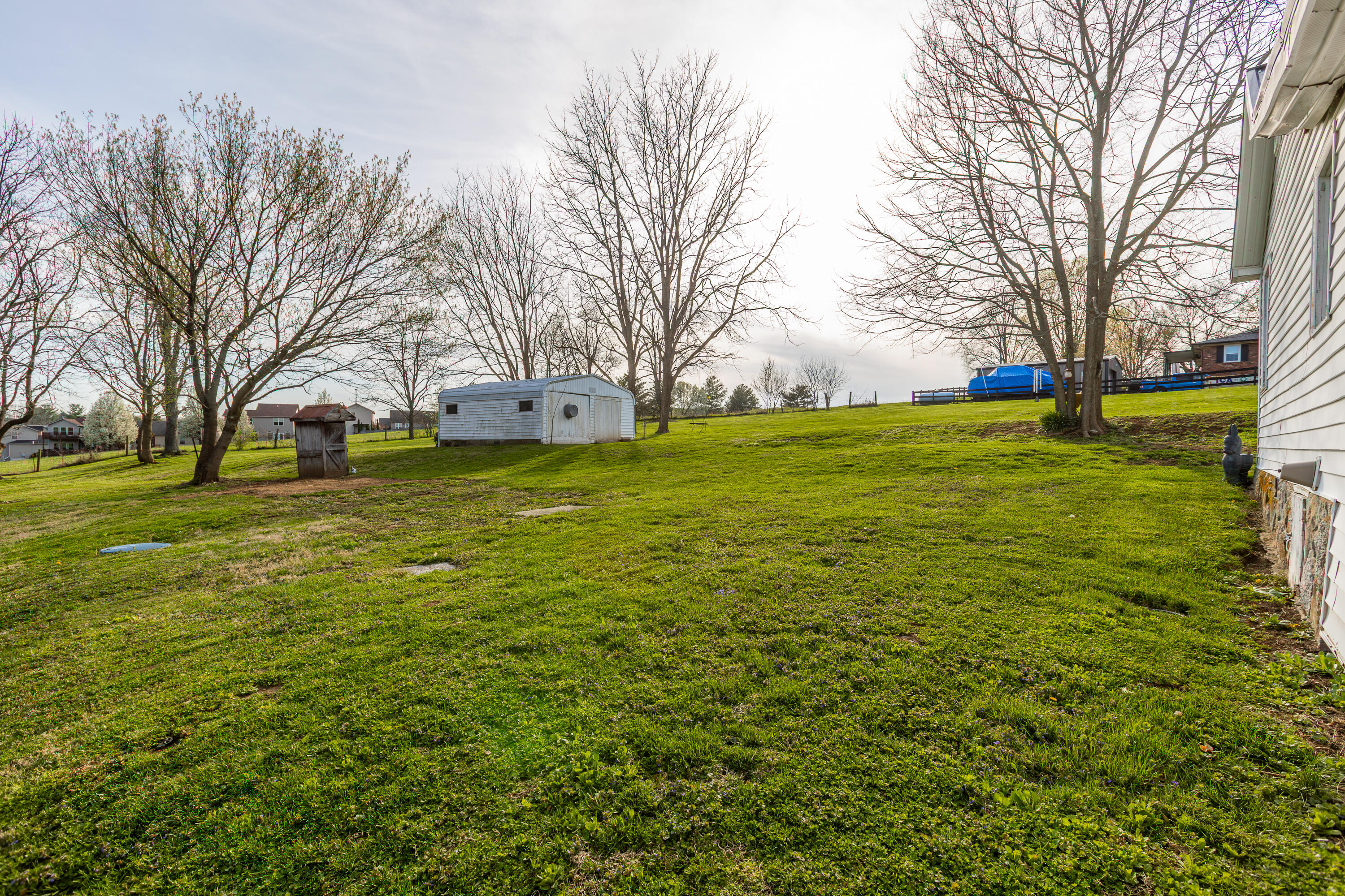 2329 Leestown Road Frankfort, KY 40601 - Photo 23 of 31 1-23