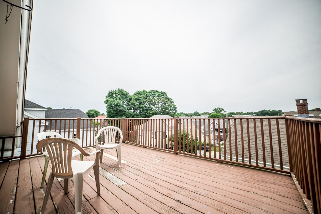 41 Annandale Road Newport, RI 02840 - Photo 15 of 40 Unit 3 $1100 per month + utilities Lease thru April 1 2019