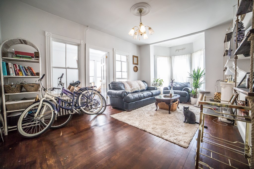 41 Annandale Road Newport, RI 02840 - Photo 19 of 40 Unit 1 3Bedroom $1300 + utilities. Lease until May 31 2019