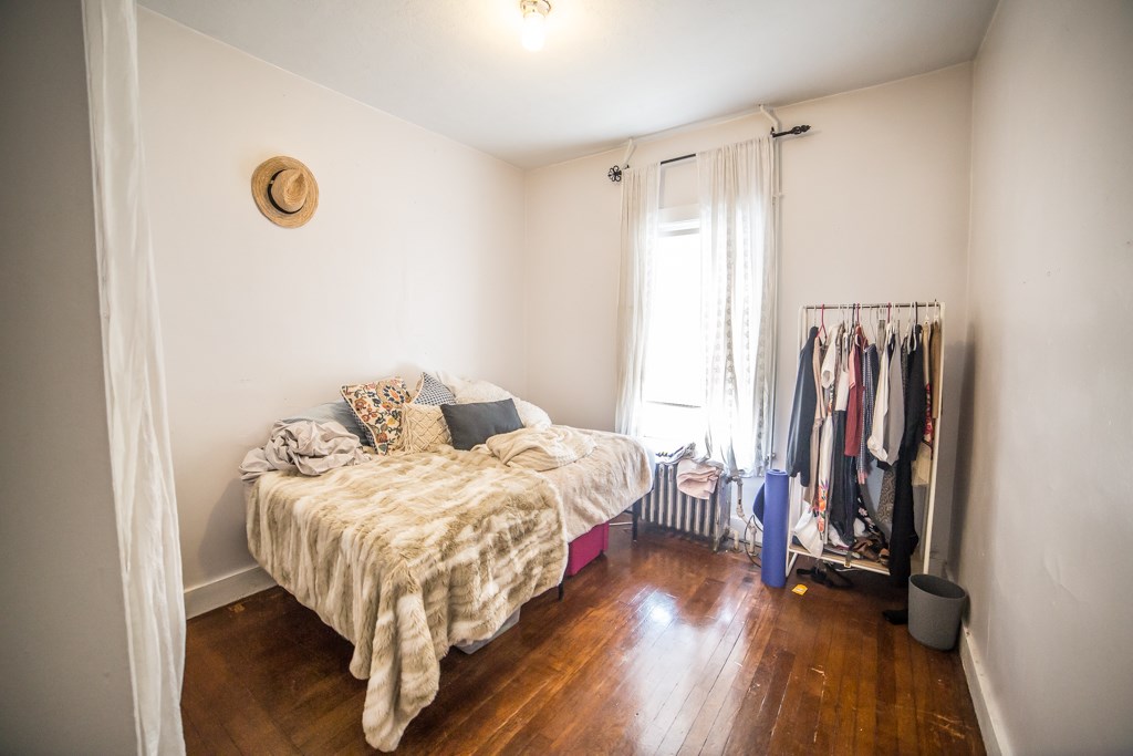 41 Annandale Road Newport, RI 02840 - Photo 23 of 40 Unit 1 3Bedroom $1300 + utilities. Lease until May 31 2019