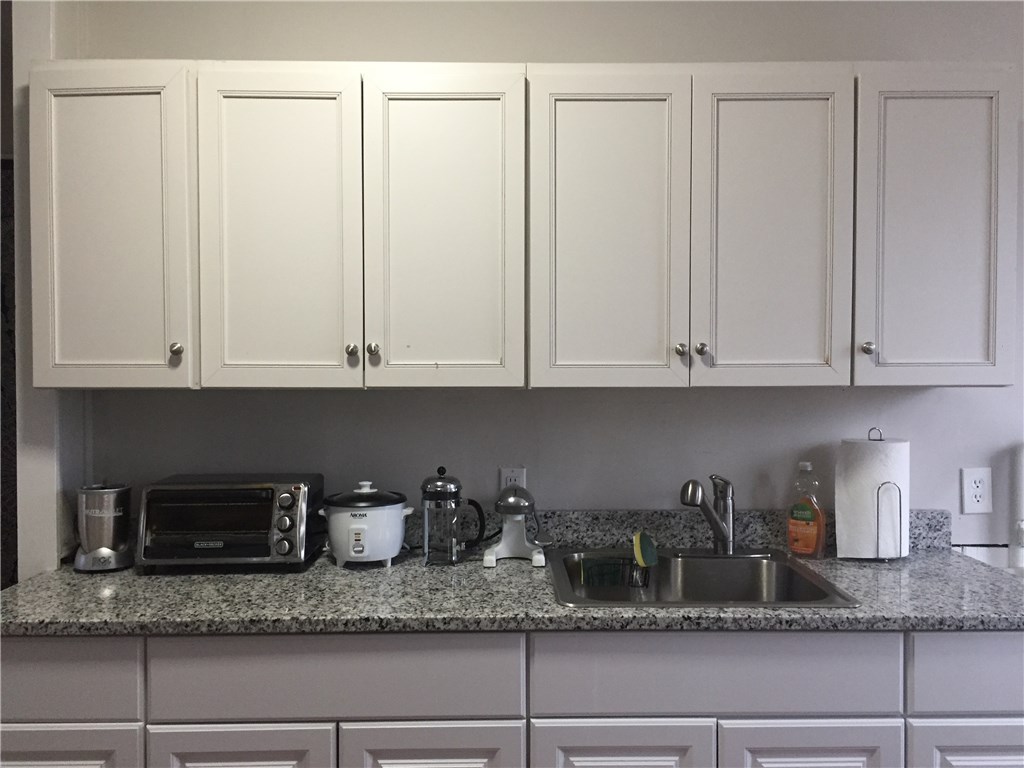 41 Annandale Road Newport, RI 02840 - Photo 34 of 40 unit 2F $1100 per month + utilities Lease until May 31 2019