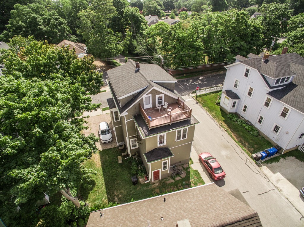 41 Annandale Road Newport, RI 02840 - Photo 5 of 40 41 Annandale Road Newport, RI