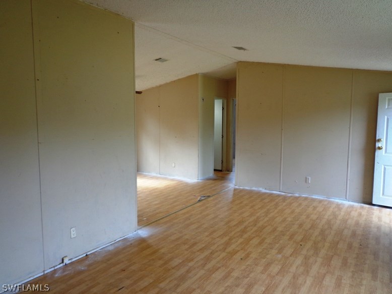 1015 Case Road LaBelle, FL 33935 - Photo 5 of 16 Gallery Image 5