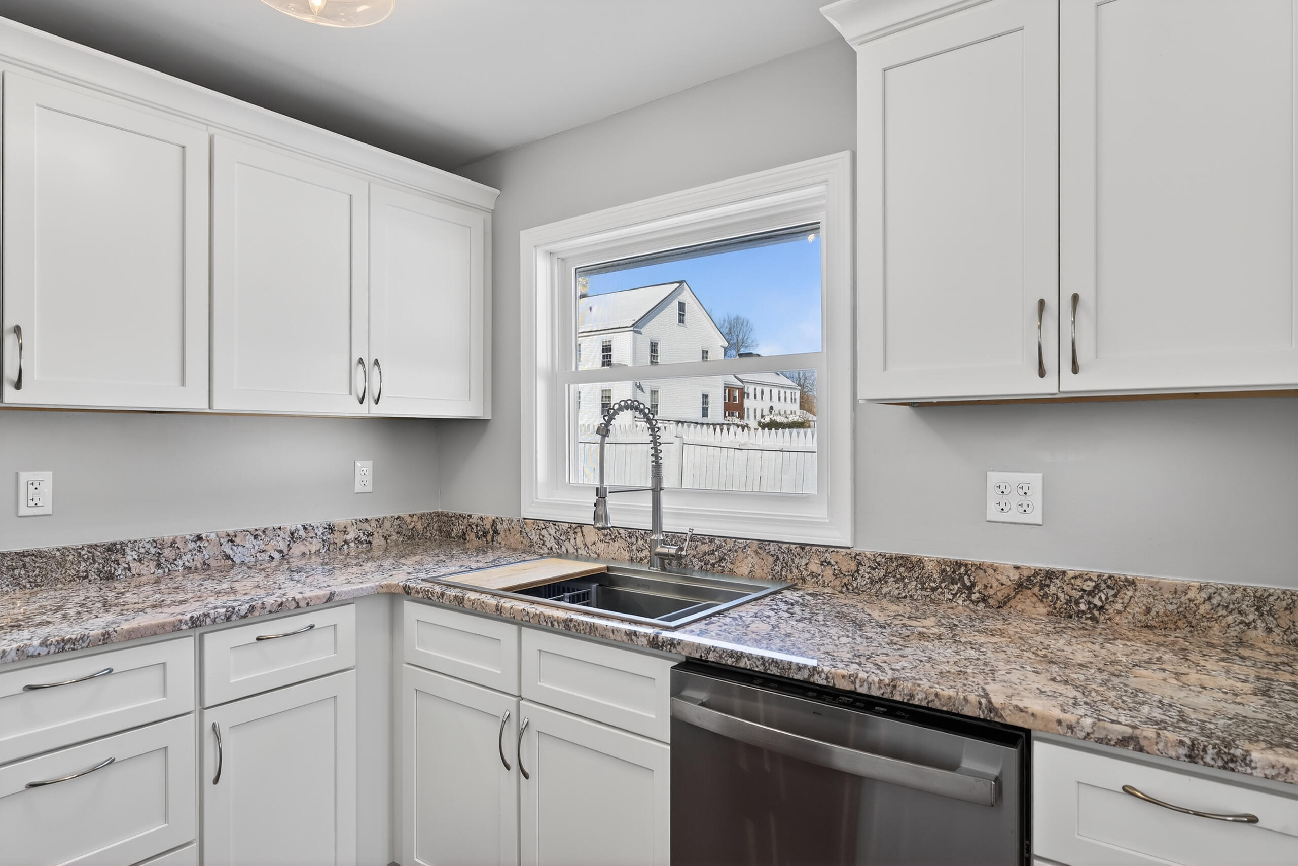1 Sherbrook Street Augusta, ME 04330 - Photo 10 of 42 012_DSC00730