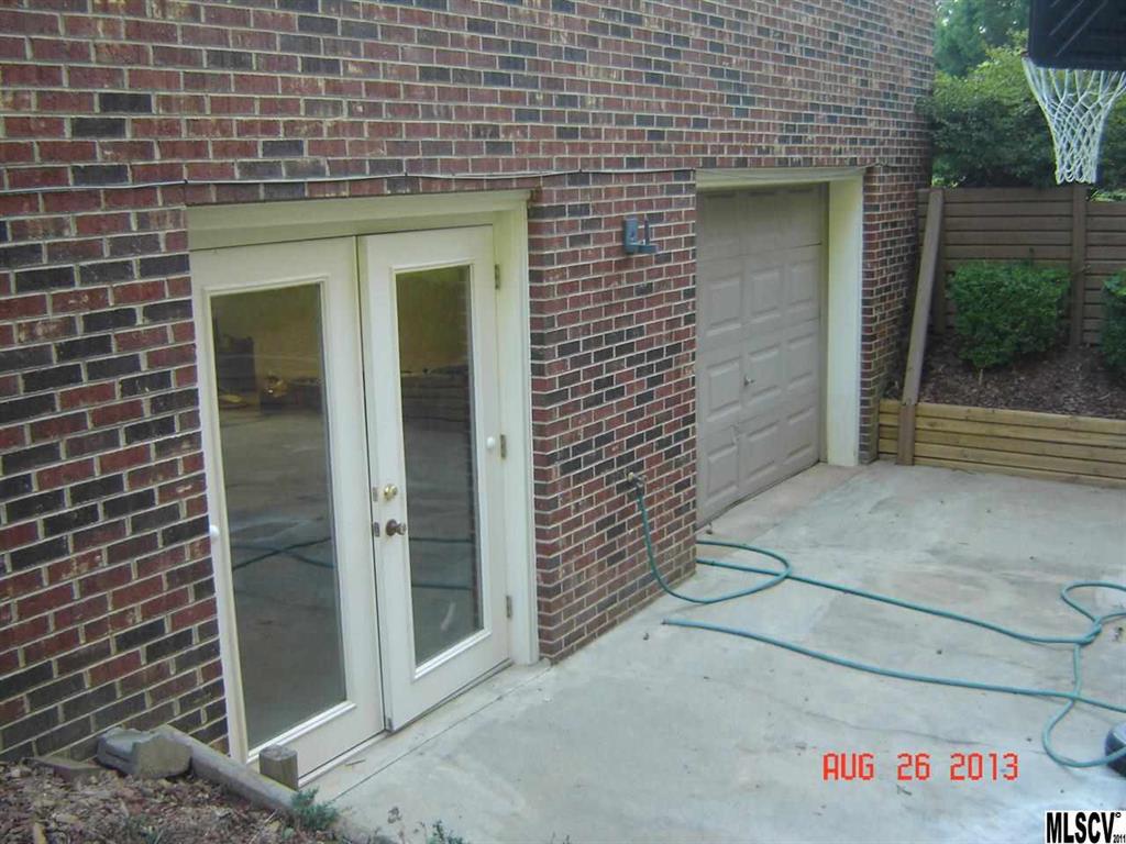 5549 Grace Chapel Road Hickory, NC 28601 - Photo 15 of 25 Gallery Image 15