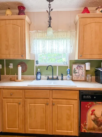 $350,000 | 200 Coyote Trail, Dunlap, TN 37327