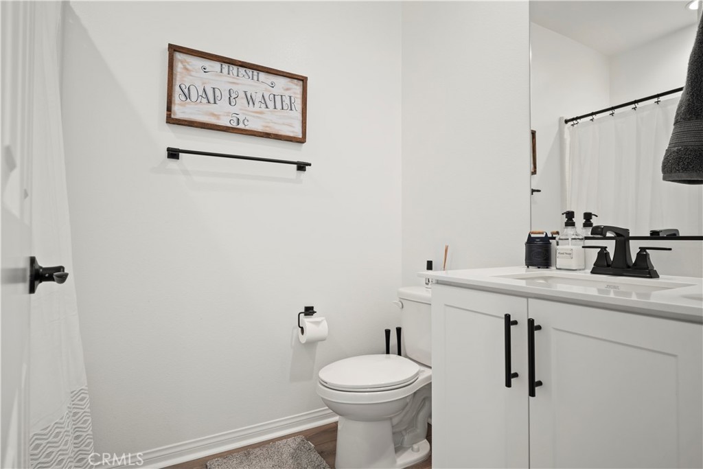 30295 Singer Lane Menifee, CA 92584 - Photo 4 of 52 Downstairs Bath