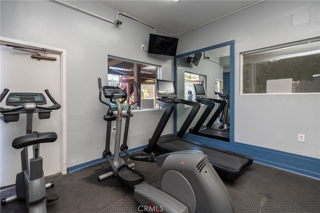 1030 West MacArthur Boulevard, Unit 51 Santa Ana, CA 92707 - Photo 13 of 34