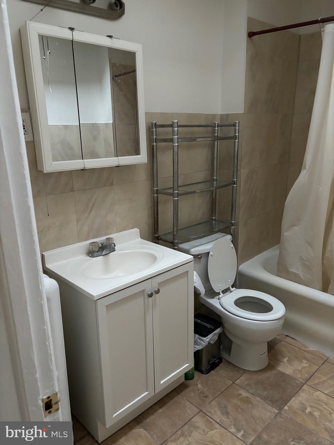 5518 Westford Road Philadelphia, PA 19120 - Photo 13 of 16 Gallery Image 13