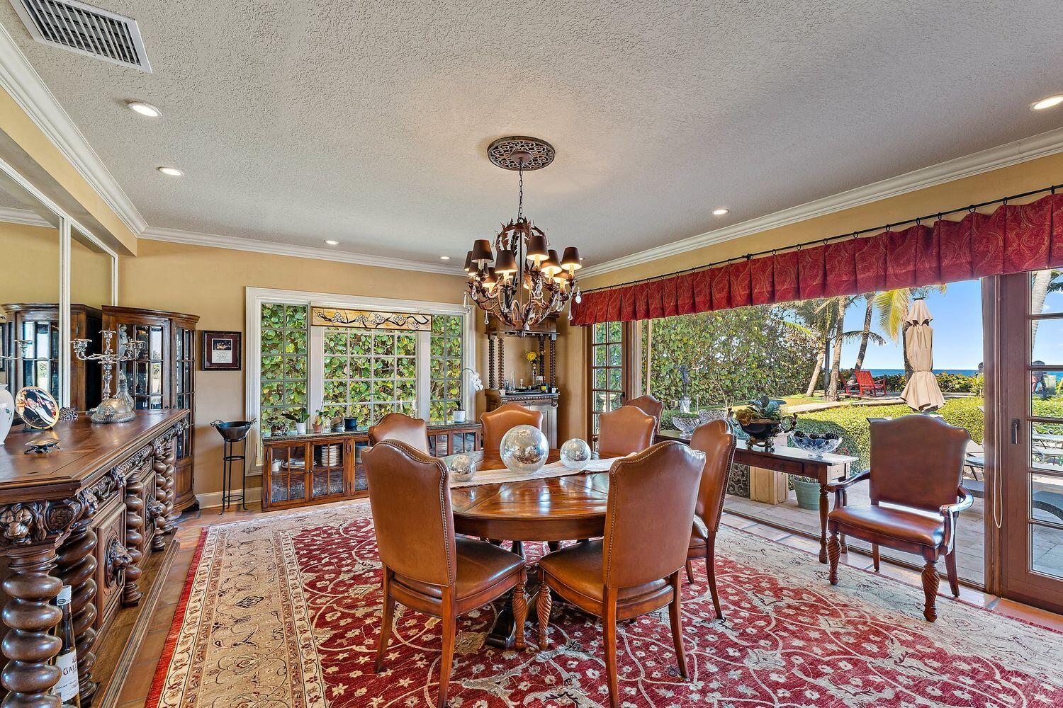 527 South Beach Road Jupiter Island, FL 33455 - Photo 20 of 58 25