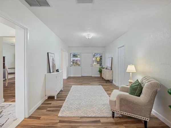 $449,500 | 7 South Comet Avenue, Clearwater, FL 33765