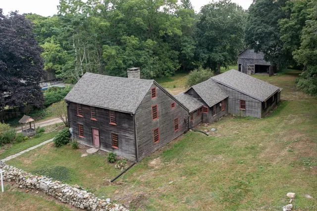 $540,000 | 131 Cow Hill Road, Clinton, CT 06413