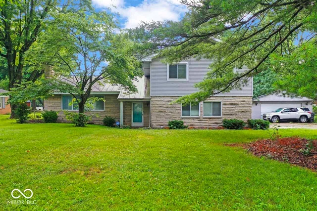 $220,000 | 2316 Lake Drive, Anderson, IN 46012