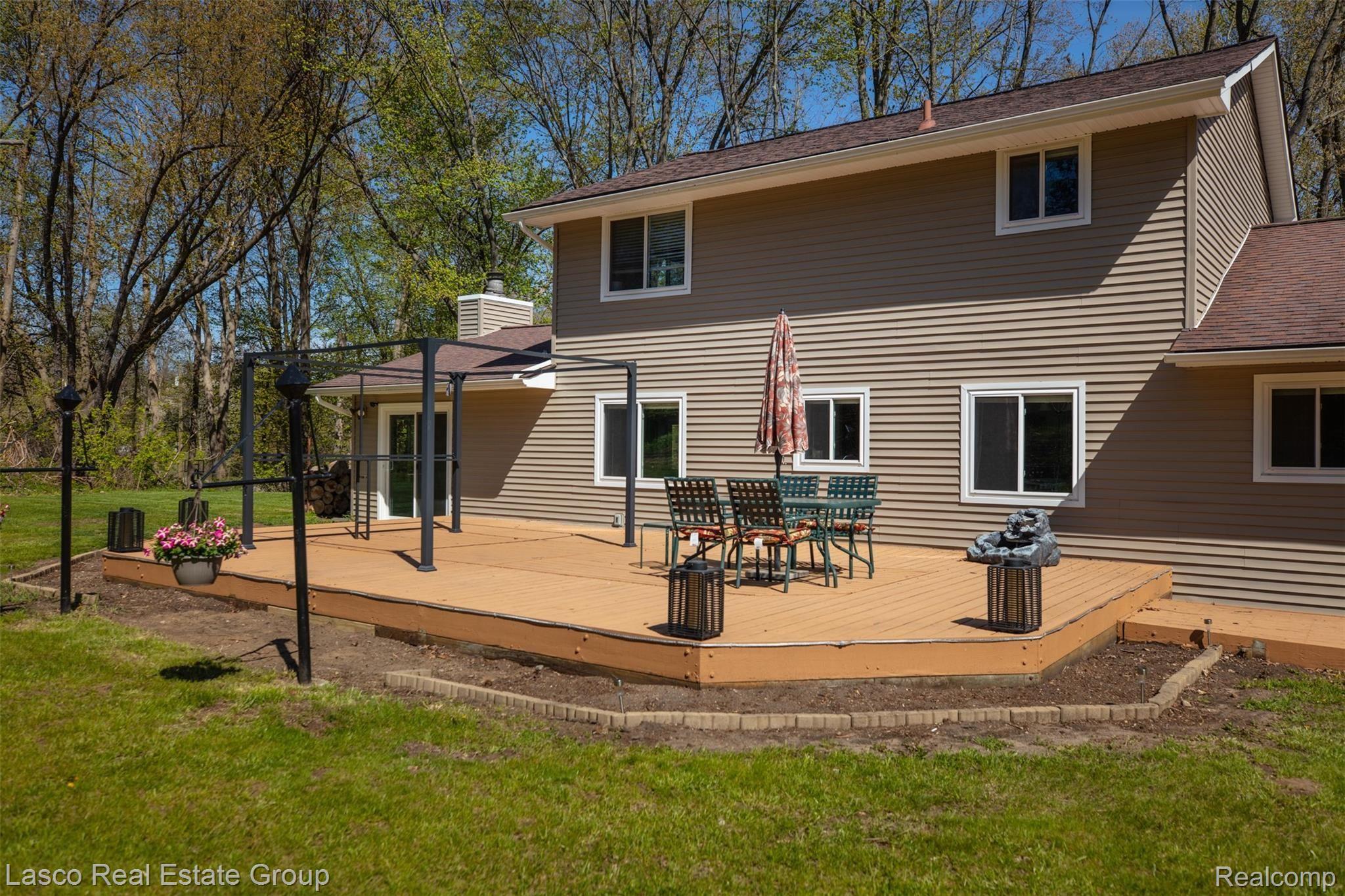 10558 Culver Road Brighton, MI 48114 - Photo 3 of 37 BPF_9442.jpg