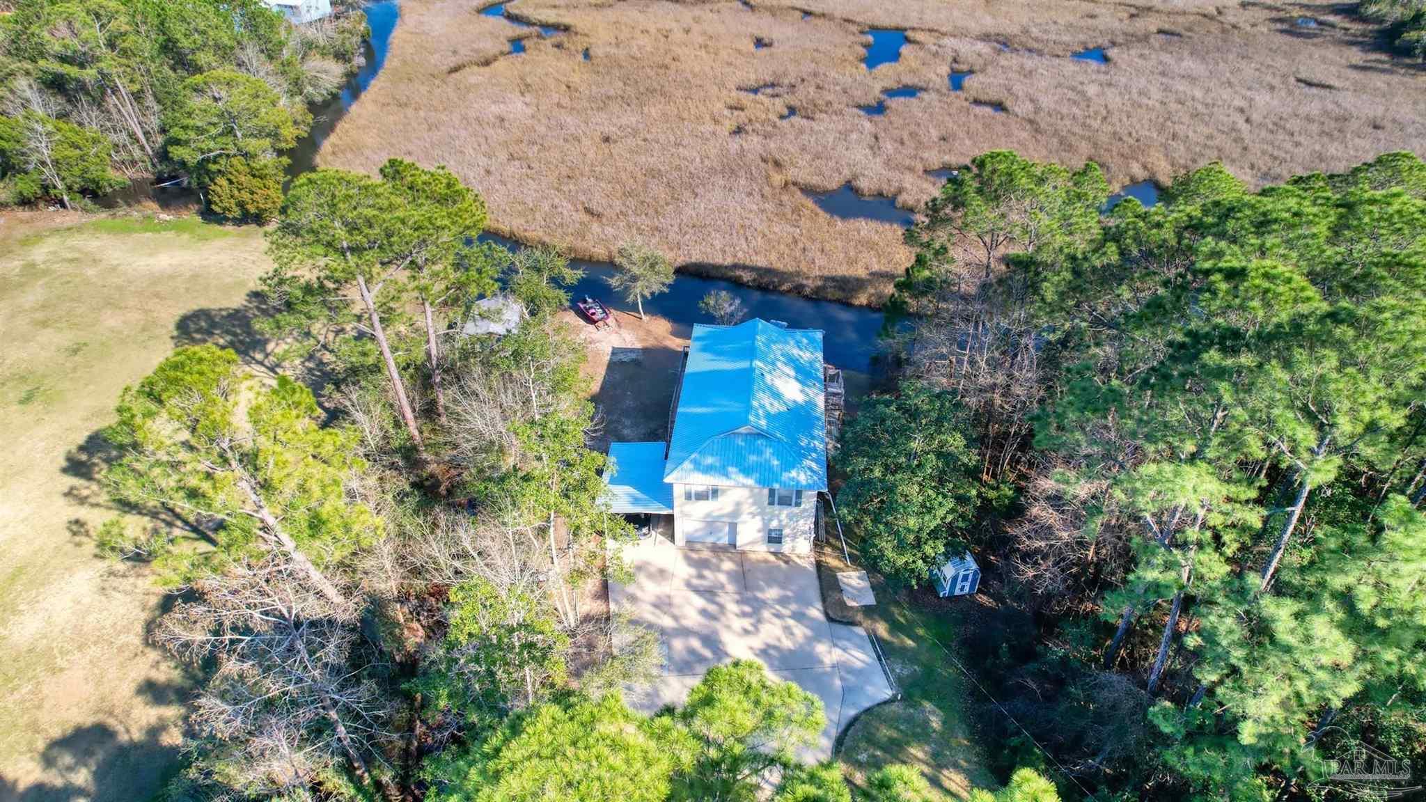 7550 Petersen Point Road Milton, FL 32583 - Photo 2 of 44 Gallery Image 2