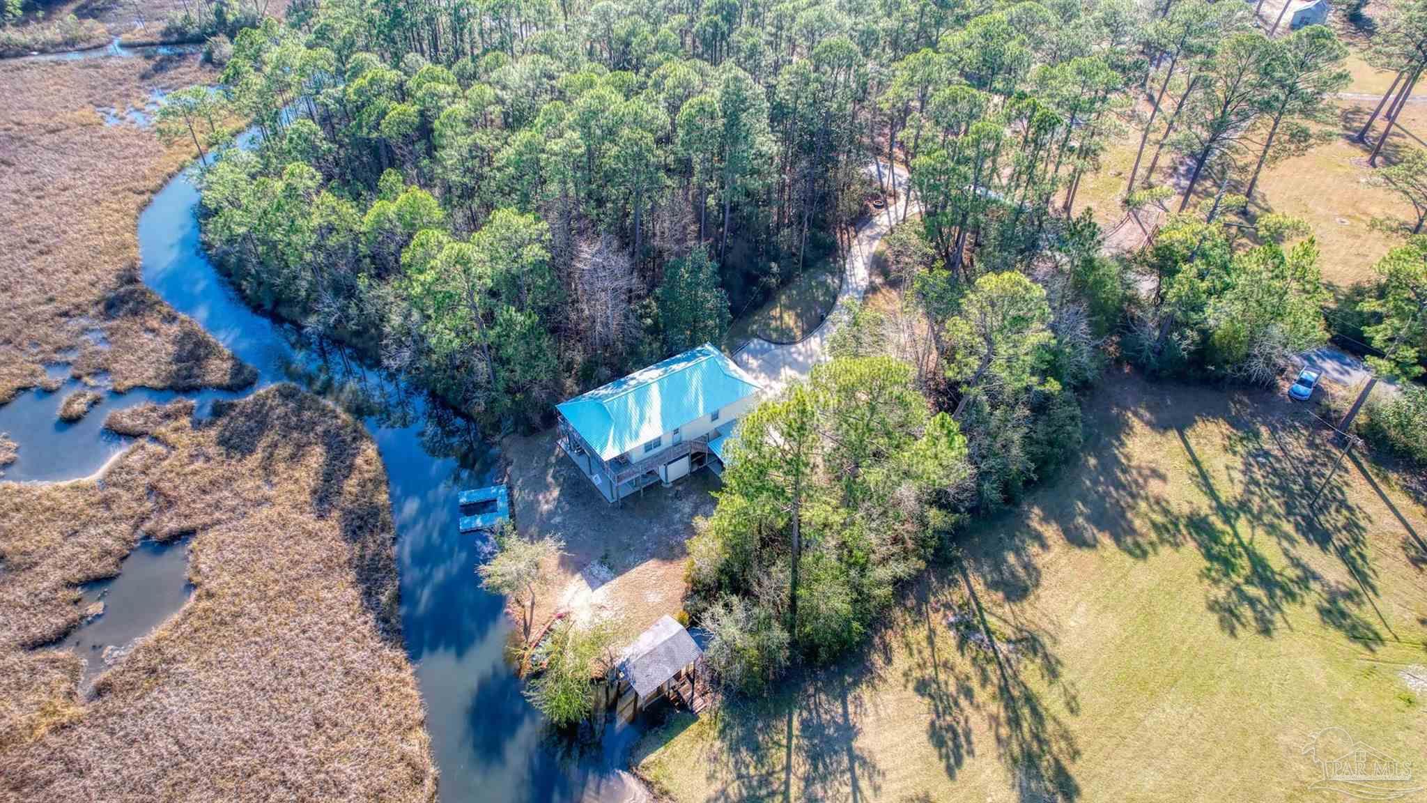 7550 Petersen Point Road Milton, FL 32583 - Photo 27 of 44 Gallery Image 27