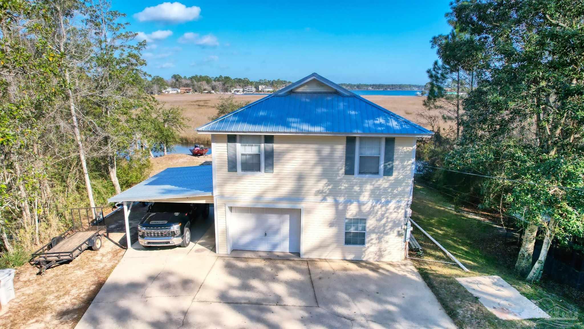 7550 Petersen Point Road Milton, FL 32583 - Photo 4 of 44 Gallery Image 4