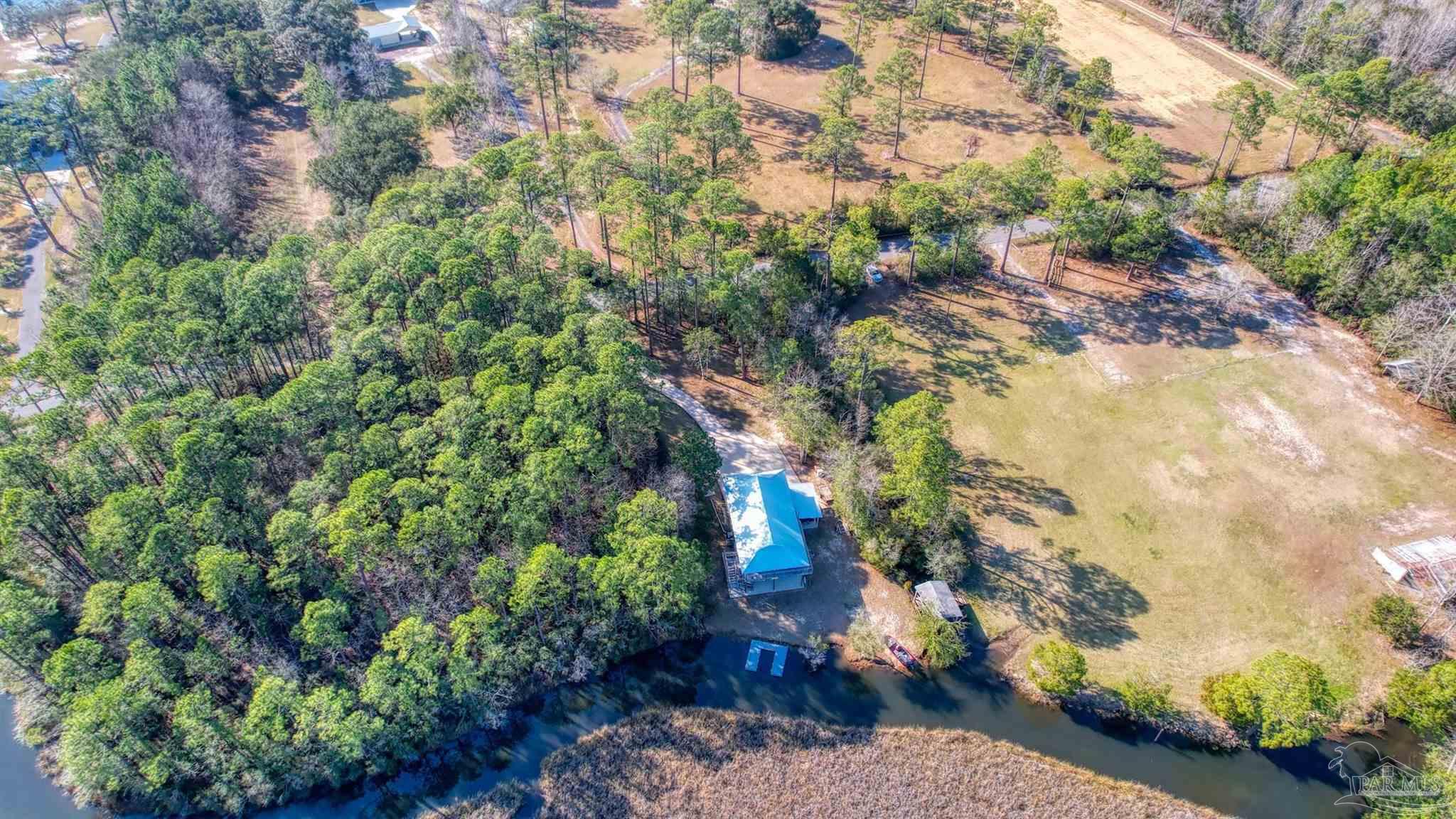 7550 Petersen Point Road Milton, FL 32583 - Photo 42 of 44 Gallery Image 42