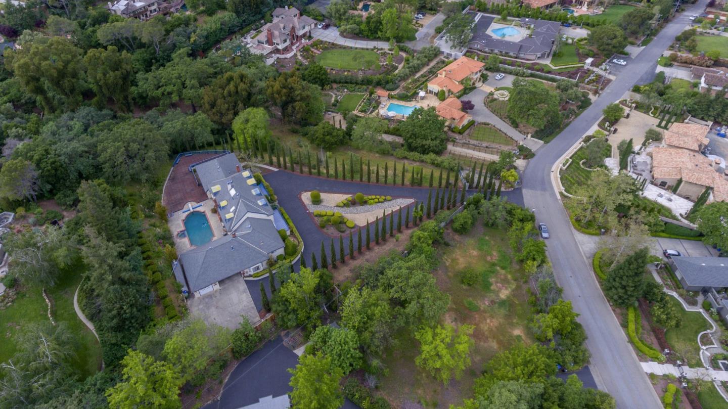 15943 Viewfield Road Monte Sereno, CA 95030 - Photo 16 of 18