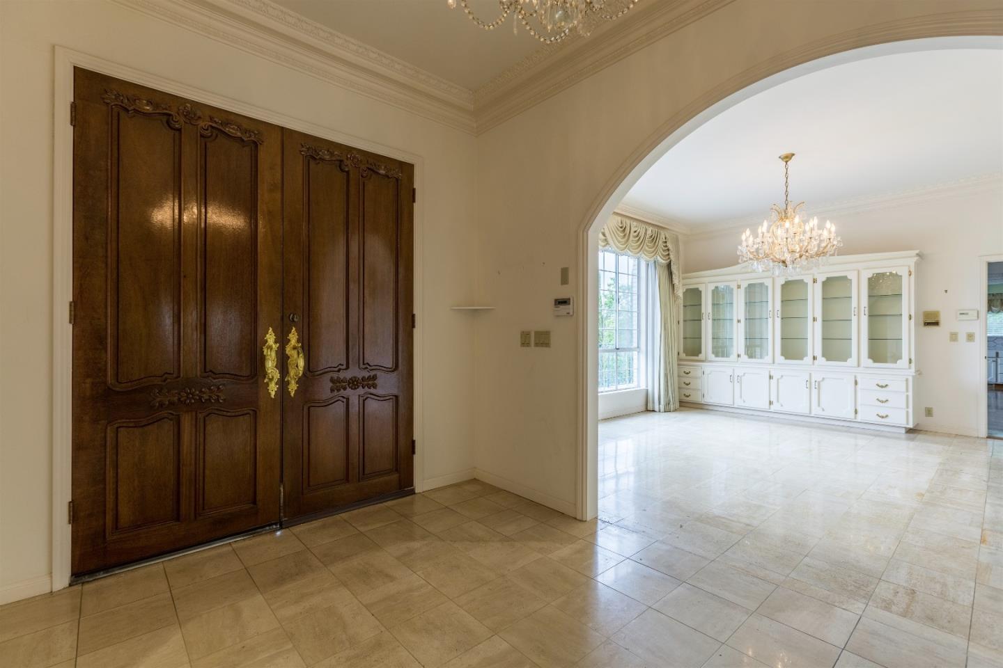 15943 Viewfield Road Monte Sereno, CA 95030 - Photo 8 of 18