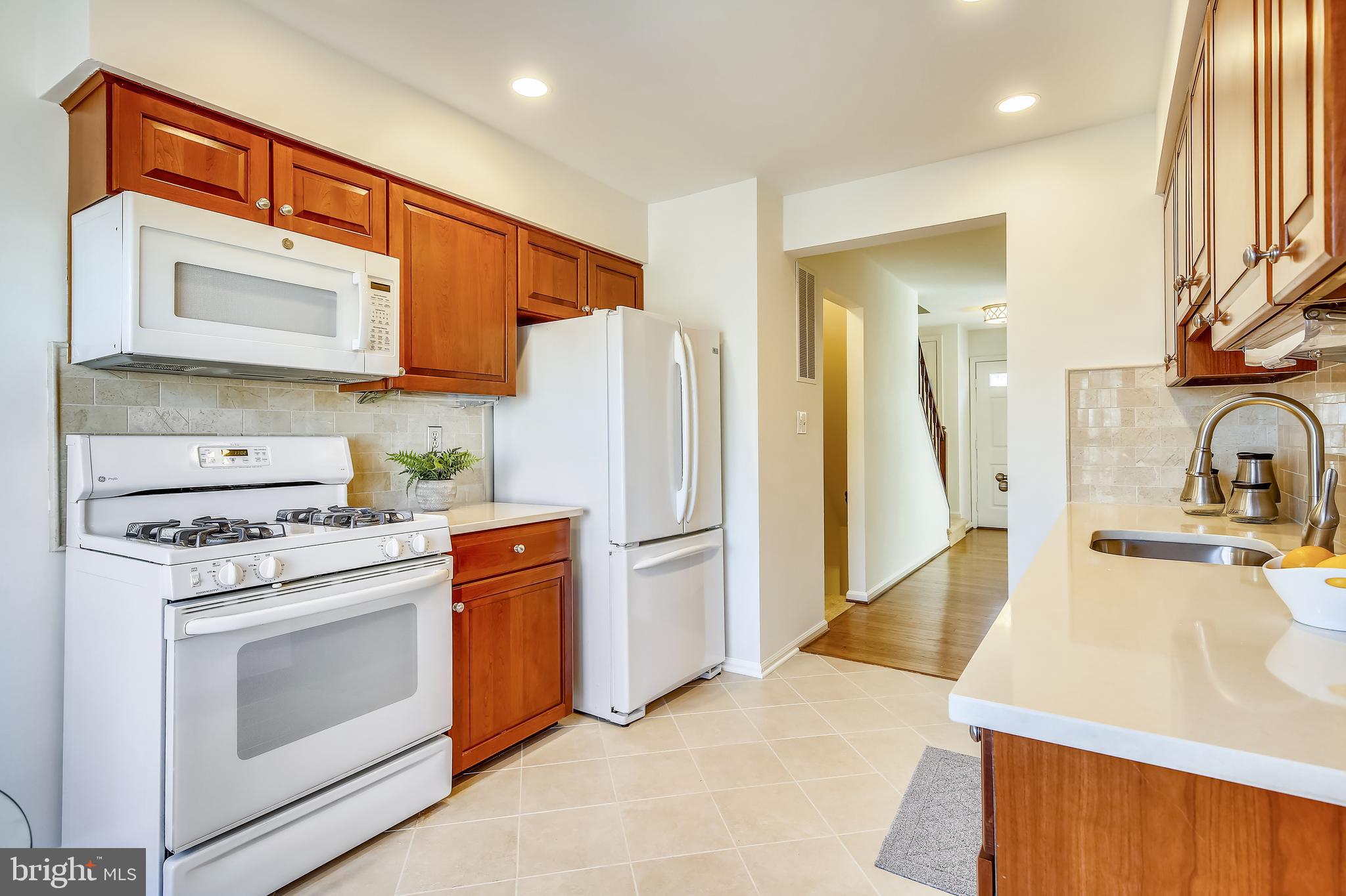 2256 Cartbridge Road Falls Church, VA 22043 - Photo 9 of 32 Gallery Image 9