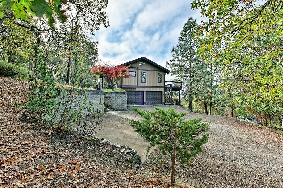 7979 Rapp Lane Talent, OR 97540 - Photo 1 of 35 Primary Photo