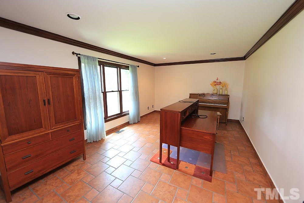 5239 Summit Ridge Drive Durham, NC 27712 - Photo 3 of 14 Gallery Image 3