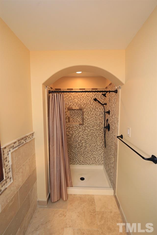 5239 Summit Ridge Drive Durham, NC 27712 - Photo 9 of 14 Gallery Image 9