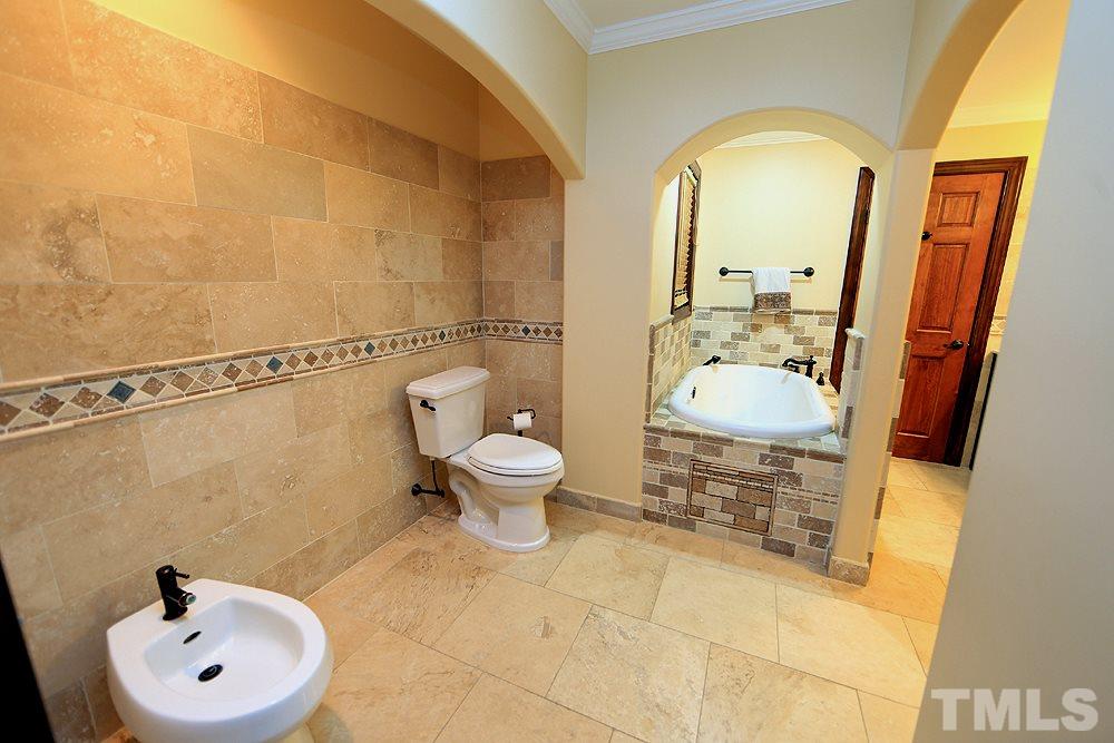 5239 Summit Ridge Drive Durham, NC 27712 - Photo 10 of 14 Gallery Image 10