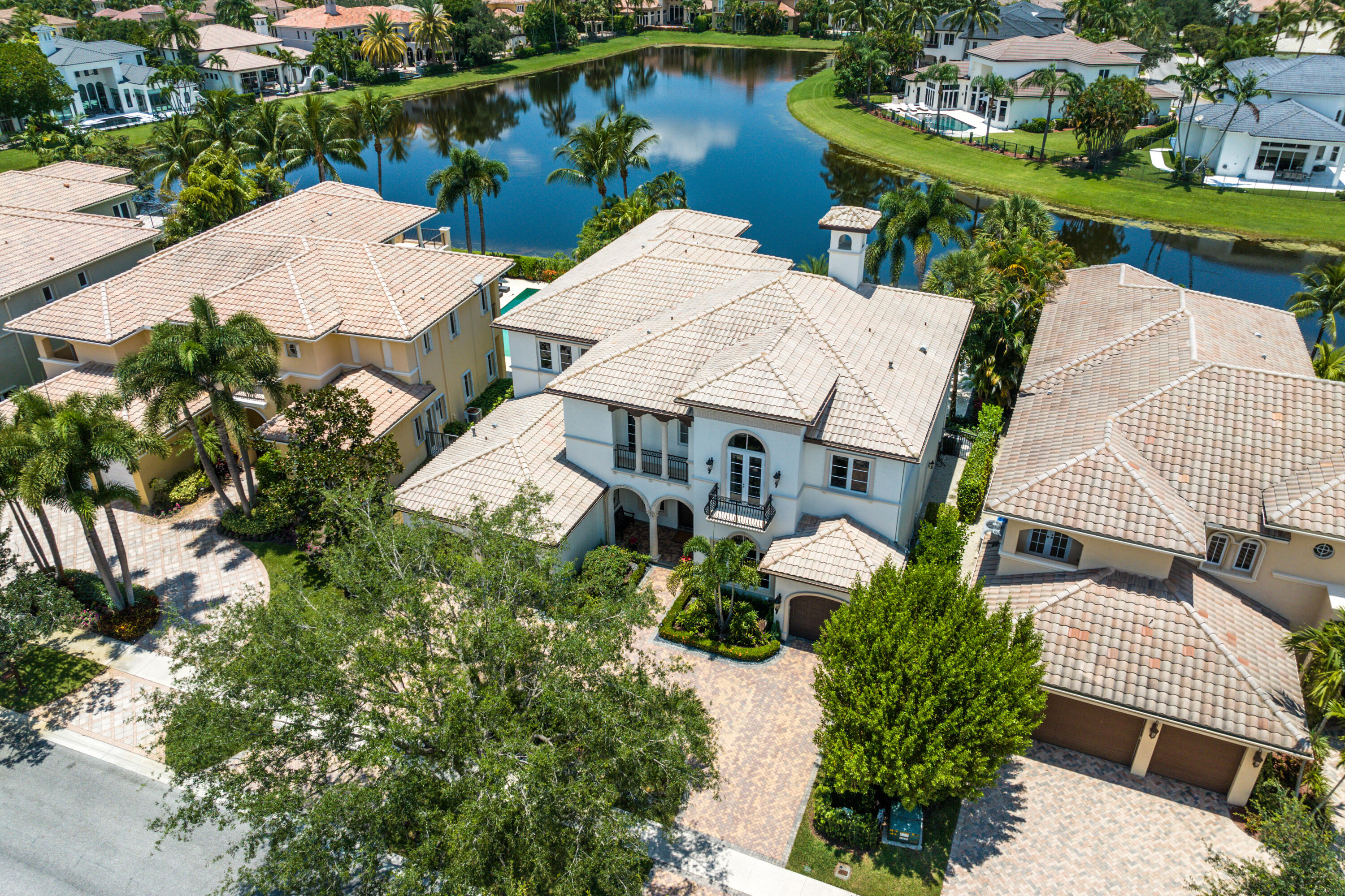 9629 Bridgebrook Drive Boca Raton, FL 33496 - Photo 2 of 37 051-9629BridgebrookDrive-BocaRaton-FL-33