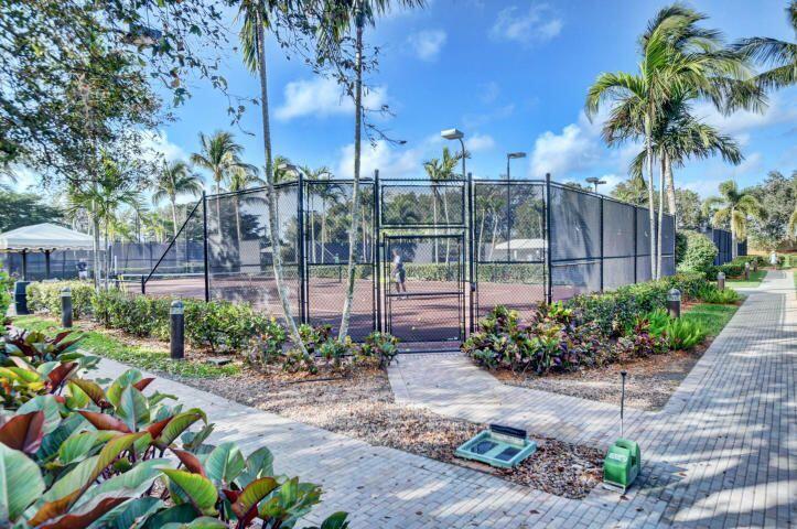 9629 Bridgebrook Drive Boca Raton, FL 33496 - Photo 27 of 37 20210114171424022638000000-o