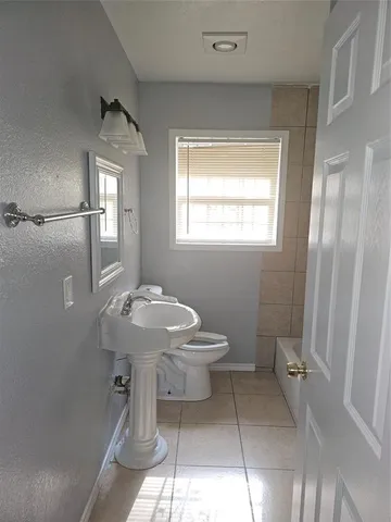 $1,600 | 4228 Lorin Avenue, Fort Worth, TX 76105