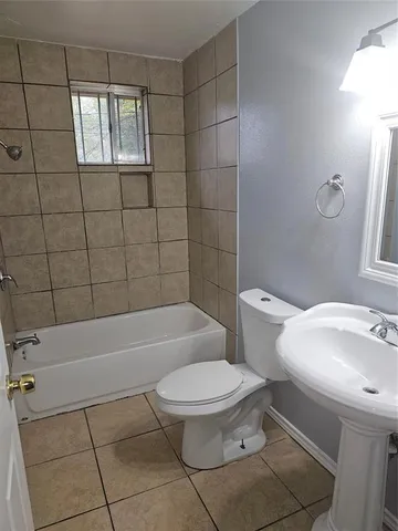 $1,600 | 4228 Lorin Avenue, Fort Worth, TX 76105