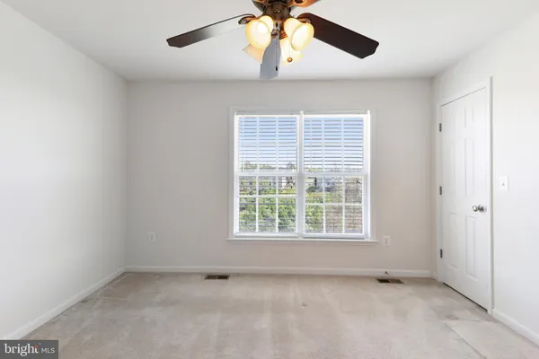 $399,900 | 15749 John Diskin Circle, Unit 100, Woodbridge, VA 22191