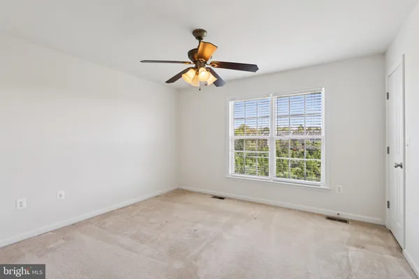 $399,900 | 15749 John Diskin Circle, Unit 100, Woodbridge, VA 22191