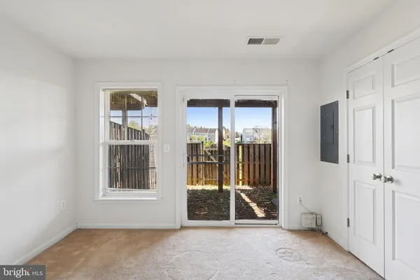 $399,900 | 15749 John Diskin Circle, Unit 100, Woodbridge, VA 22191