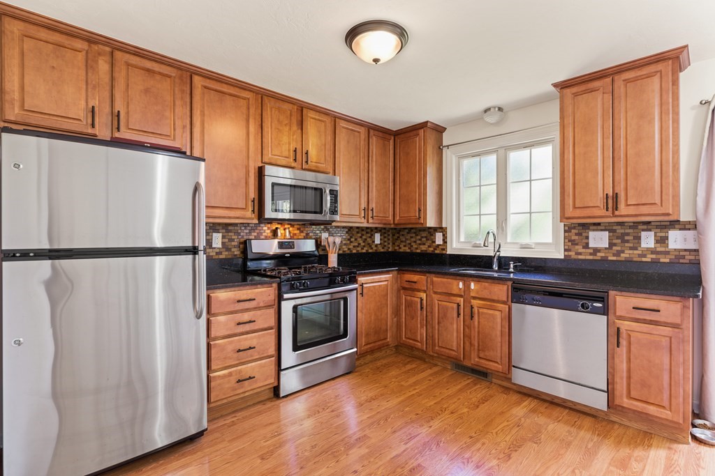 41 Boston Road, Unit 133 Billerica, MA 01862 - Photo 14 of 27 Gallery Image 14
