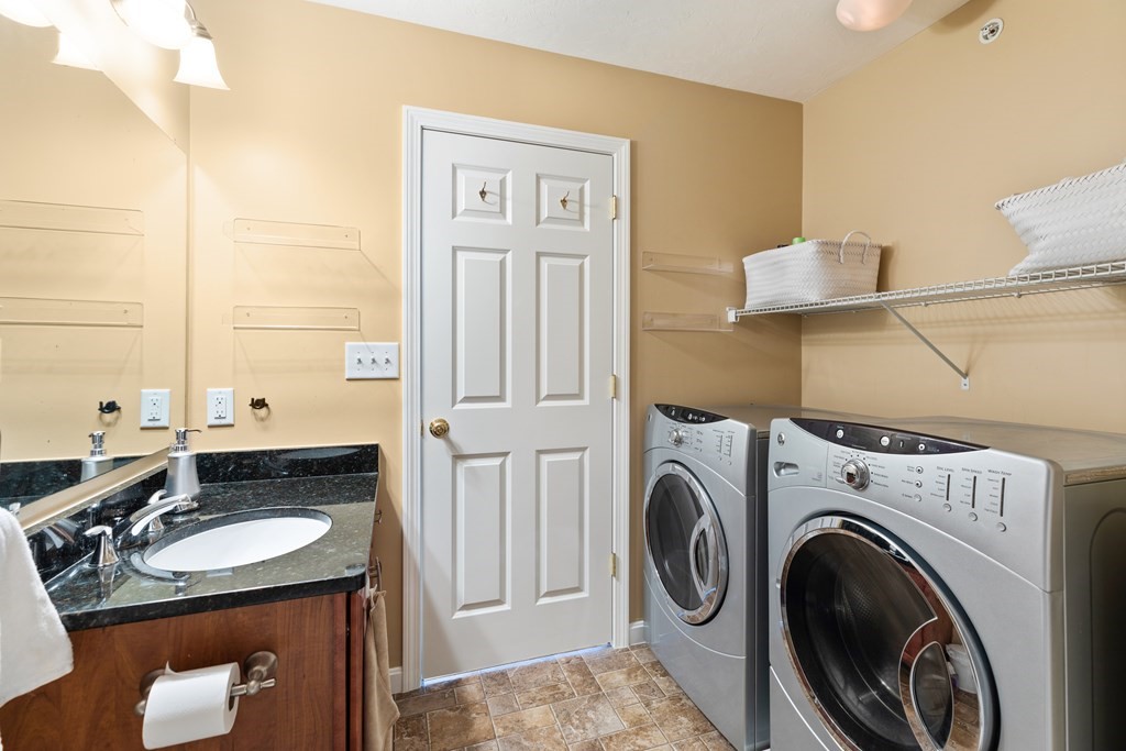 41 Boston Road, Unit 133 Billerica, MA 01862 - Photo 24 of 27 Gallery Image 24
