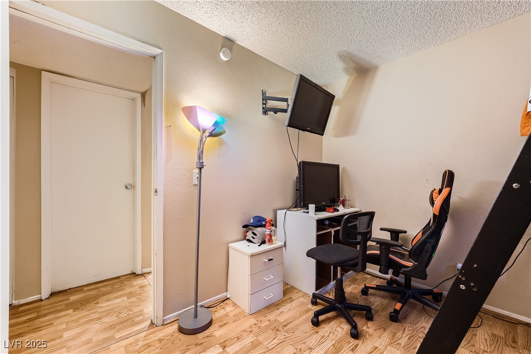 4322 East Viking Road Las Vegas, NV 89121 - Photo 23 of 30