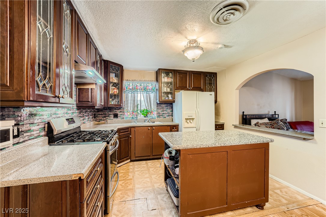 4322 East Viking Road Las Vegas, NV 89121 - Photo 9 of 30