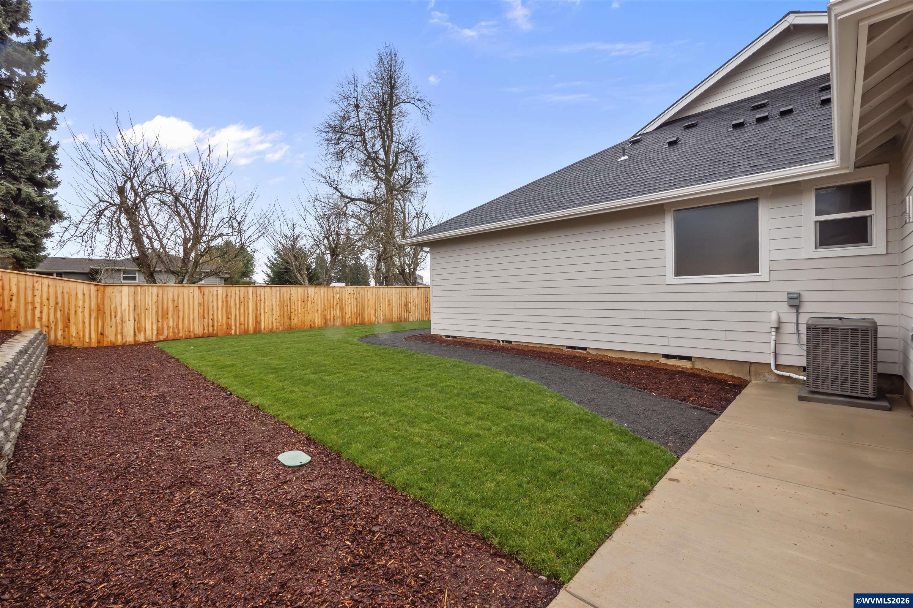315 Northeast Clay Street Sublimity, OR 97385 - Photo 39 of 42