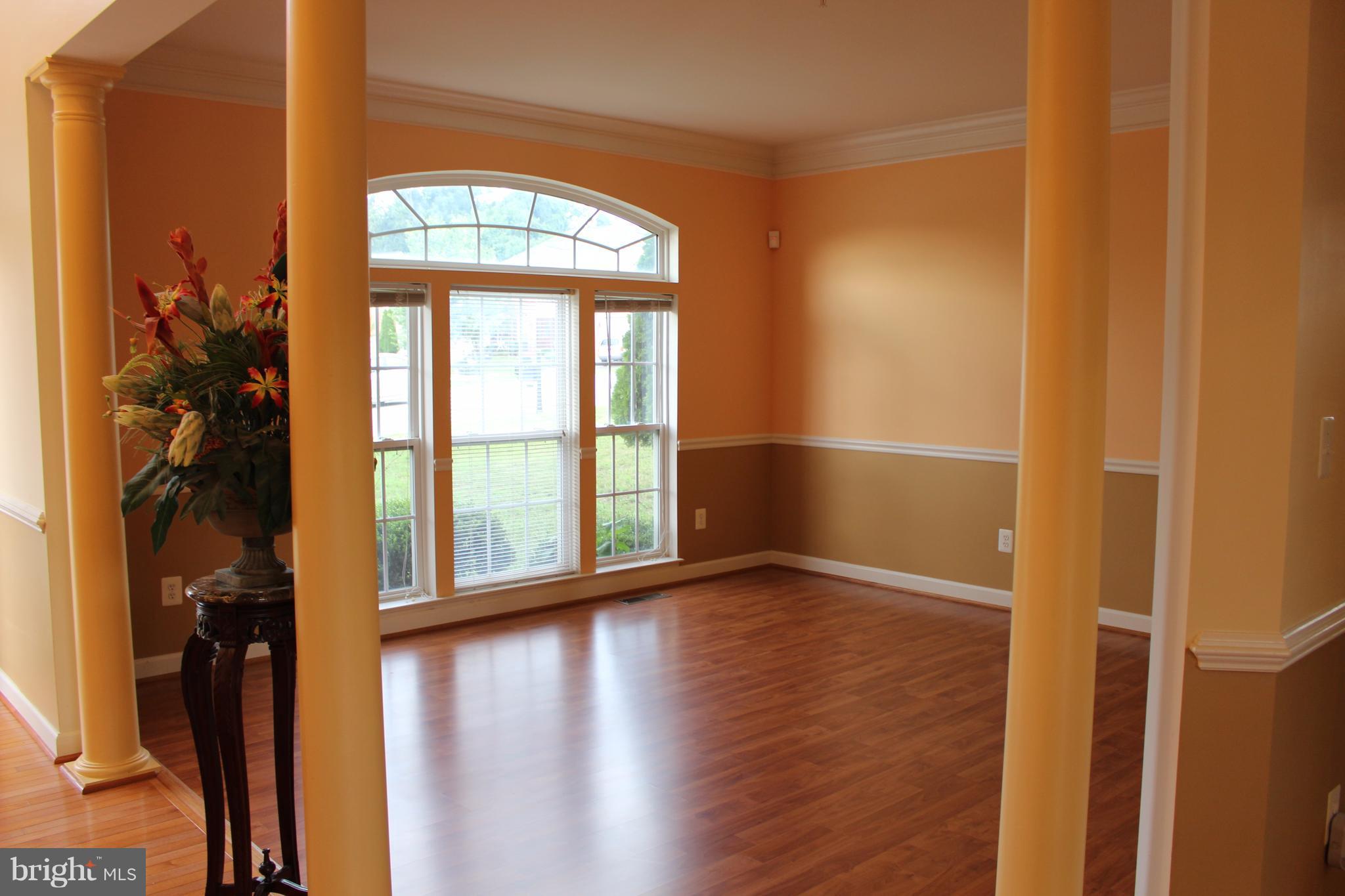 405 Potomac Ridge Drive Fort Washington, MD 20744 - Photo 4 of 30 Dining Room