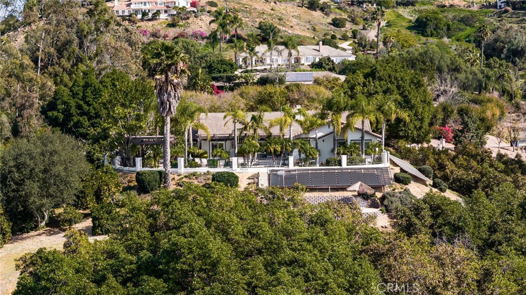 2465 Via Oeste Drive Fallbrook, CA 92028 - Photo 42 of 44