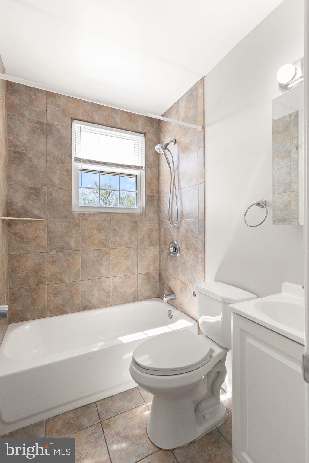 8061 Gray Haven Road Baltimore, MD 21222 - Photo 13 of 27 Gallery Image 13
