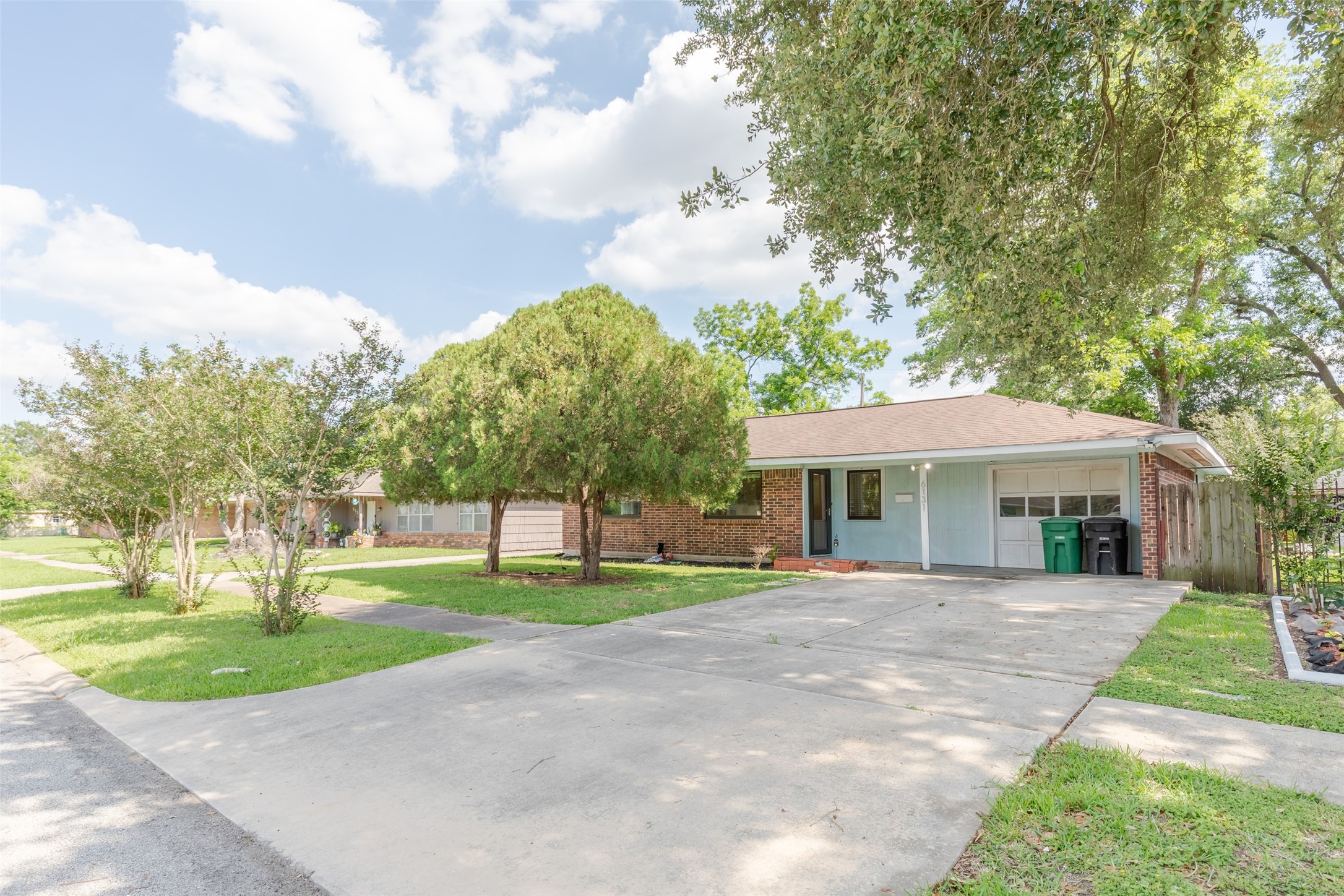 6131 Grape Street Houston, TX 77074 - Photo 40 of 41