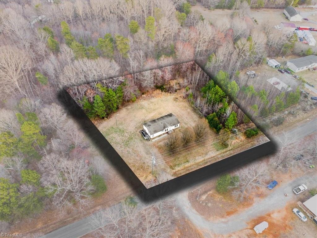 6448 Patterson Road Snow Camp, NC 27349 - Photo 4 of 32