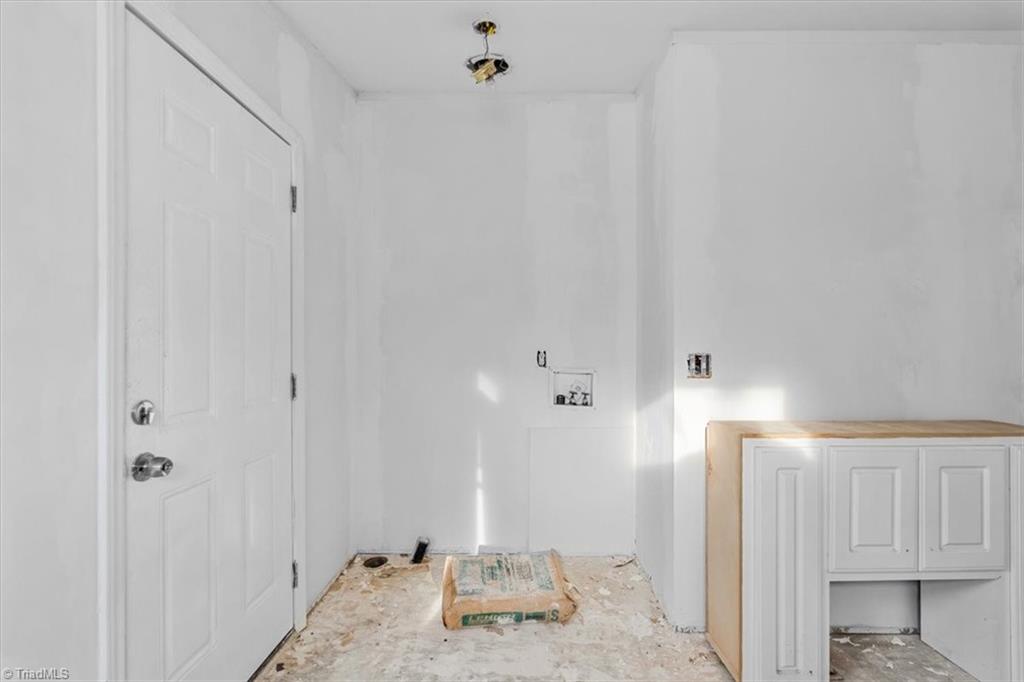 6448 Patterson Road Snow Camp, NC 27349 - Photo 5 of 32