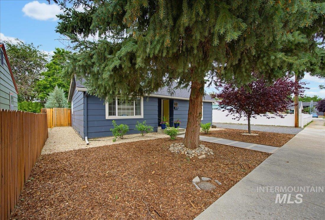 617 North 29th Street Boise, ID 83702 - Photo 3 of 26